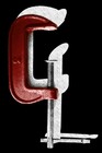 G & L Contracting's logo